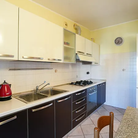 Certosa Apartment *